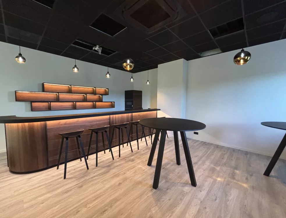 Boardroom-bar
